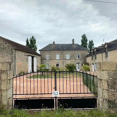 Chateau Saintonge * Le Chevain