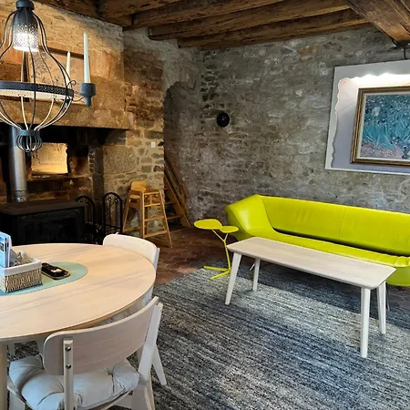 Chateau Saintonge Bed & Breakfast